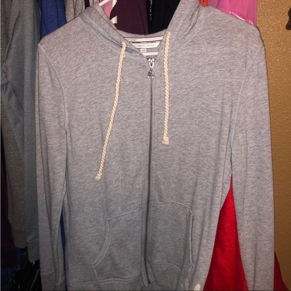 VS GREY SWEATER